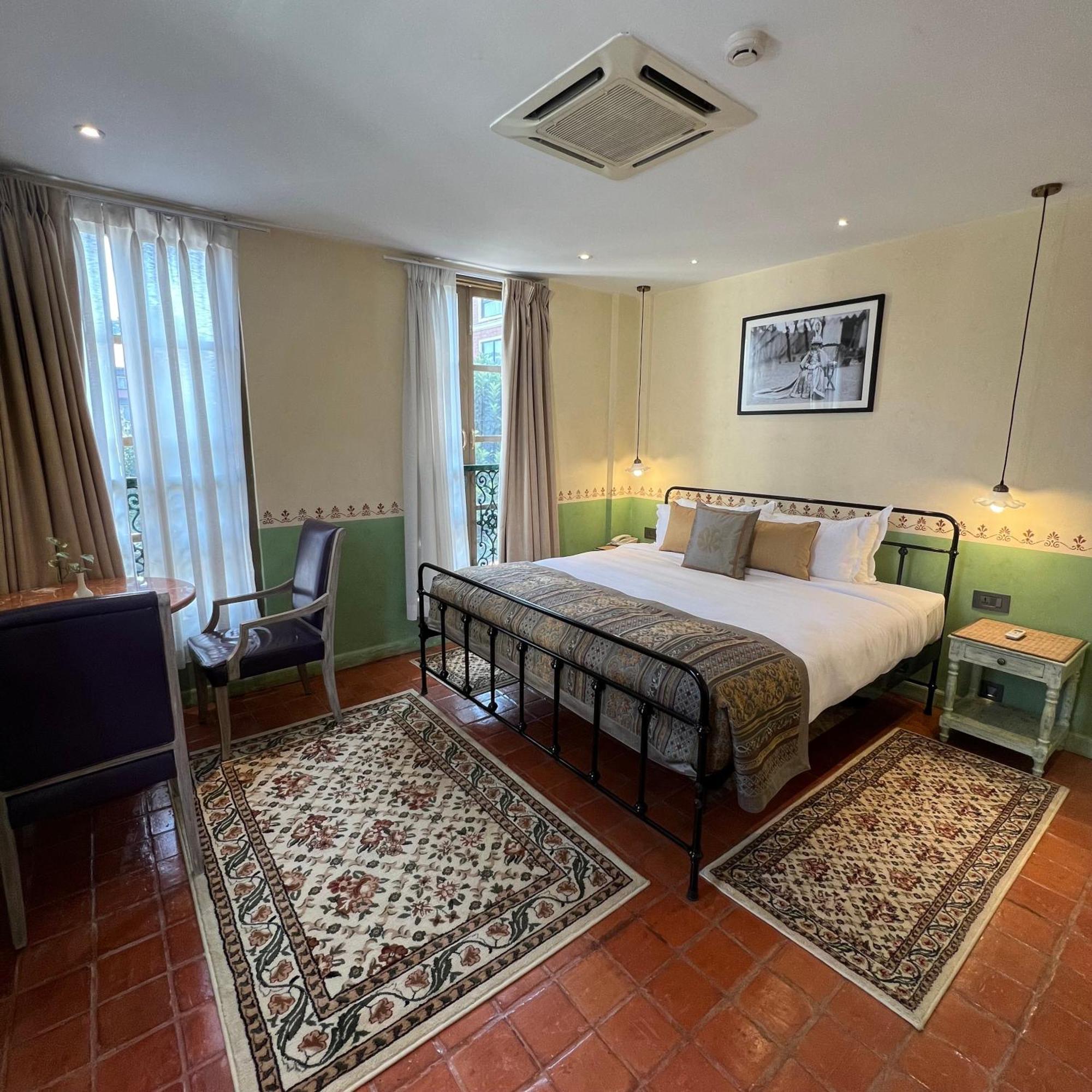 Seto Ghar Hotel Катманду Екстер'єр фото